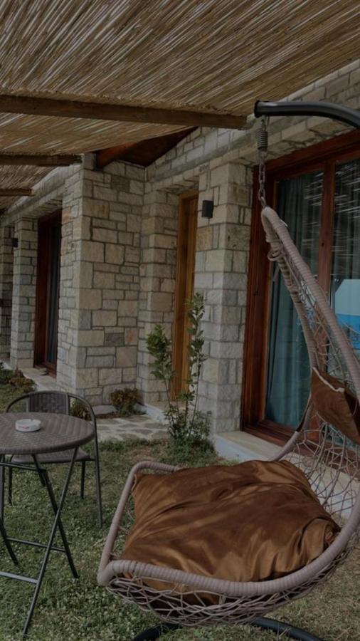 Palermiti Luxury Rooms Himare Esterno foto